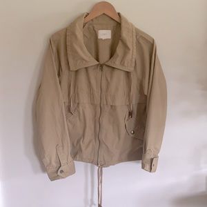 Loft zippered Jacket. Tan. Size M. Draw strings.